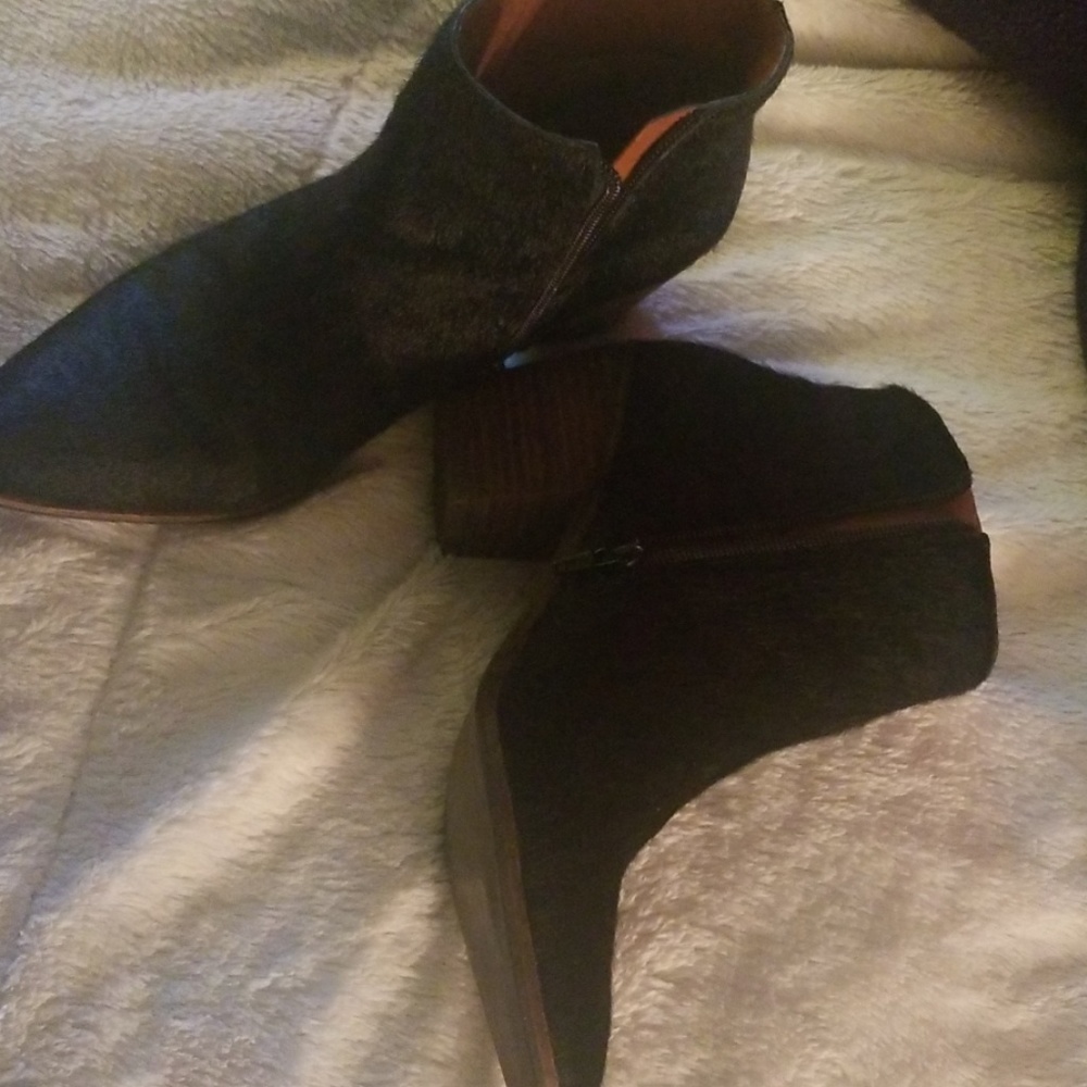 Ankle boots cowhide